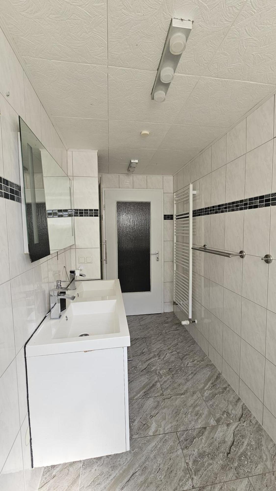 Gruendauer Monteurwohnung/Studentenwohnung Buitenkant foto