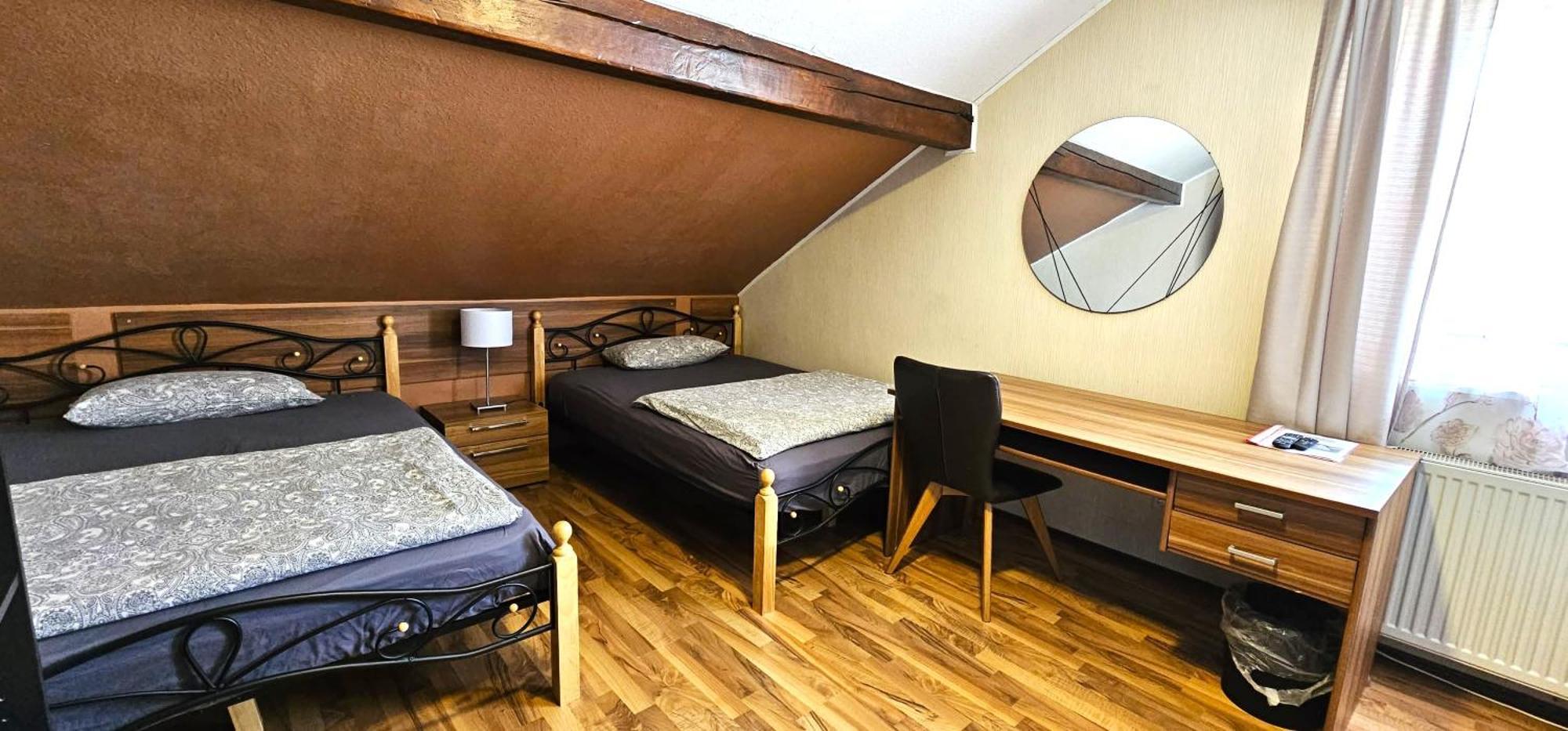 Gruendauer Monteurwohnung/Studentenwohnung Buitenkant foto