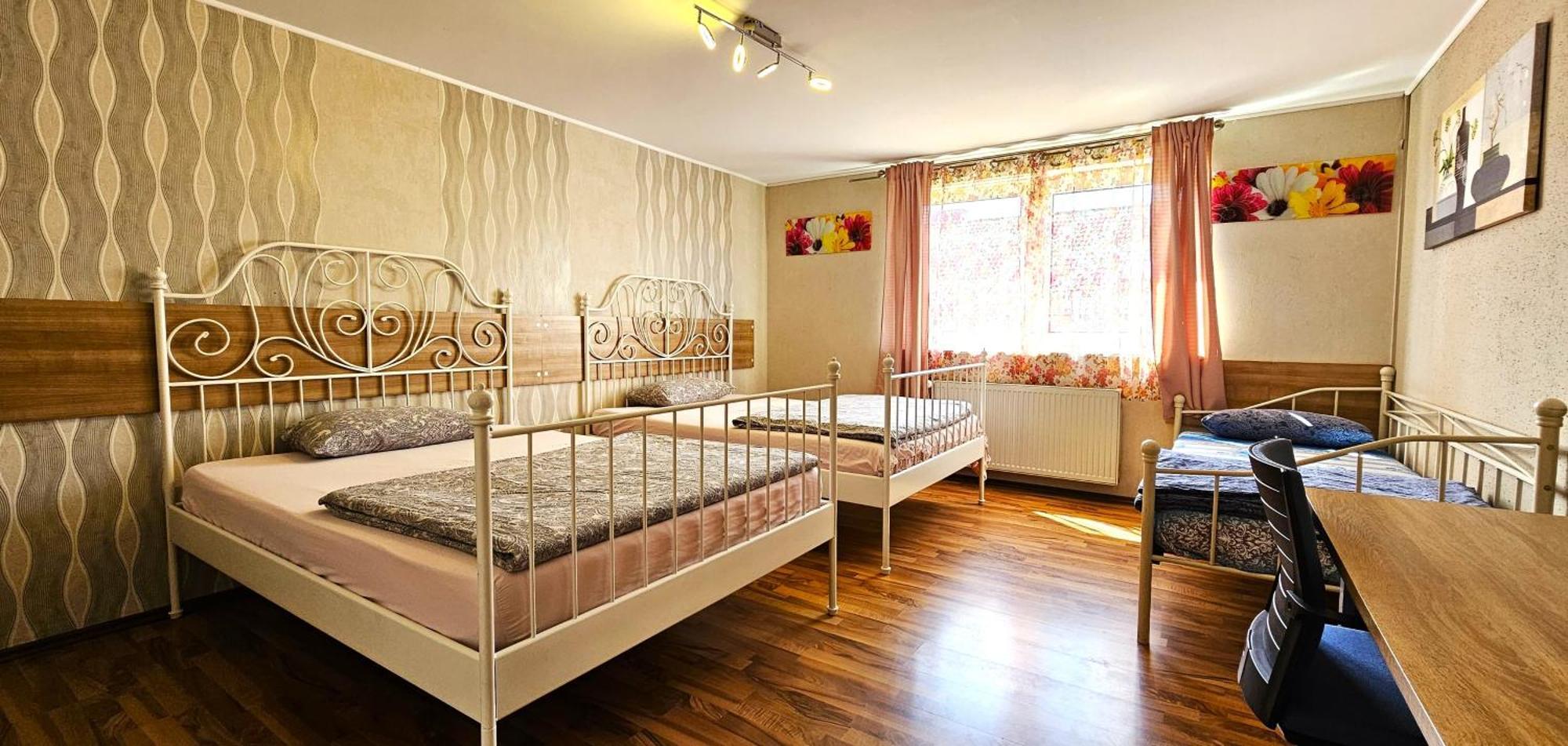 Gruendauer Monteurwohnung/Studentenwohnung Buitenkant foto