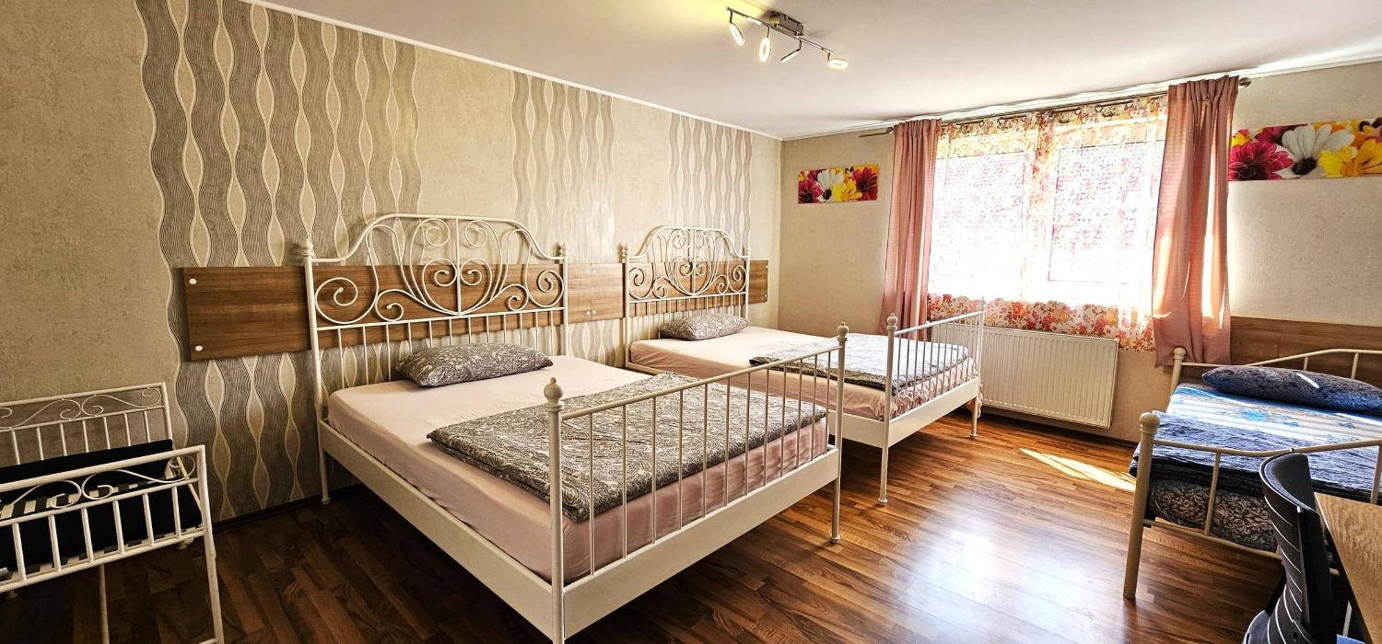 Gruendauer Monteurwohnung/Studentenwohnung Buitenkant foto
